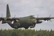 C-130K UK Lyneham XV197 CRW_3715 * 3076 x 2052 * (2.85MB)